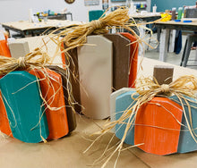 10/23 @ 6:30pm-CHUNKY PUMPKINS or CANDY CORN TRIO WORKSHOP