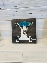 FLORAL CROWN ANIMALS