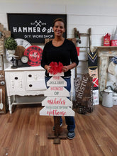 HOLIDAY COLLECTION- PALLET TREES